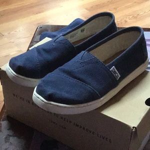 Girl Toms